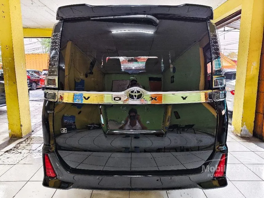 2021 Toyota Voxy MPV