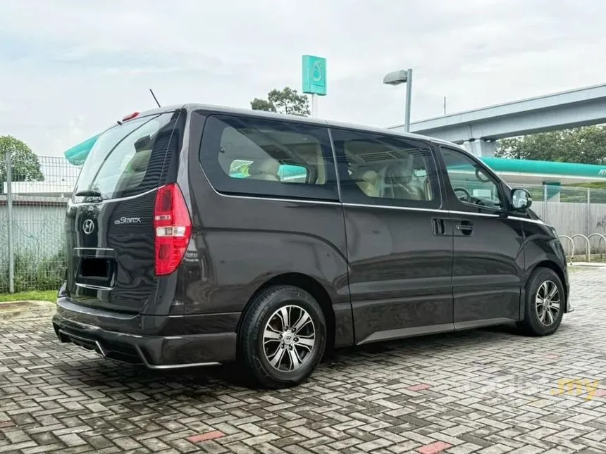 2019 Hyundai Grand Starex Executive MPV