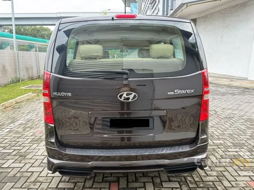 2019 Hyundai Grand Starex Executive MPV