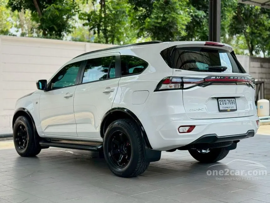 2022 Isuzu MU-X Active SUV