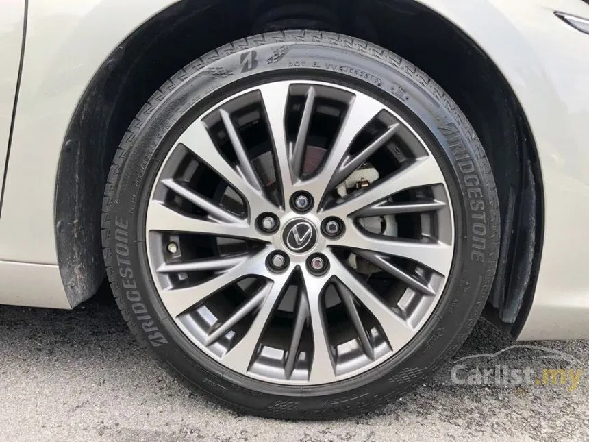 2019 Lexus ES250 Premium Sedan