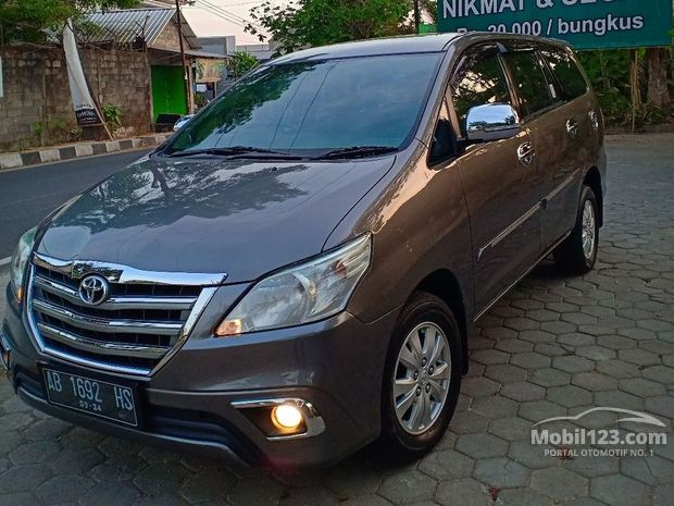 Toyota Kijang Innova Mobil bekas dijual di Yogyakarta 