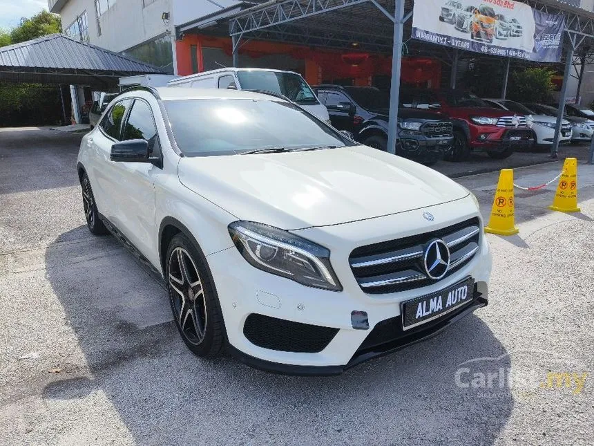 2015 Mercedes-Benz GLA250 4MATIC SUV