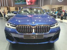 2020 BMW 520i 2.0 Sedan BMW 520i M Sport LCI 2021. Ready STOCK