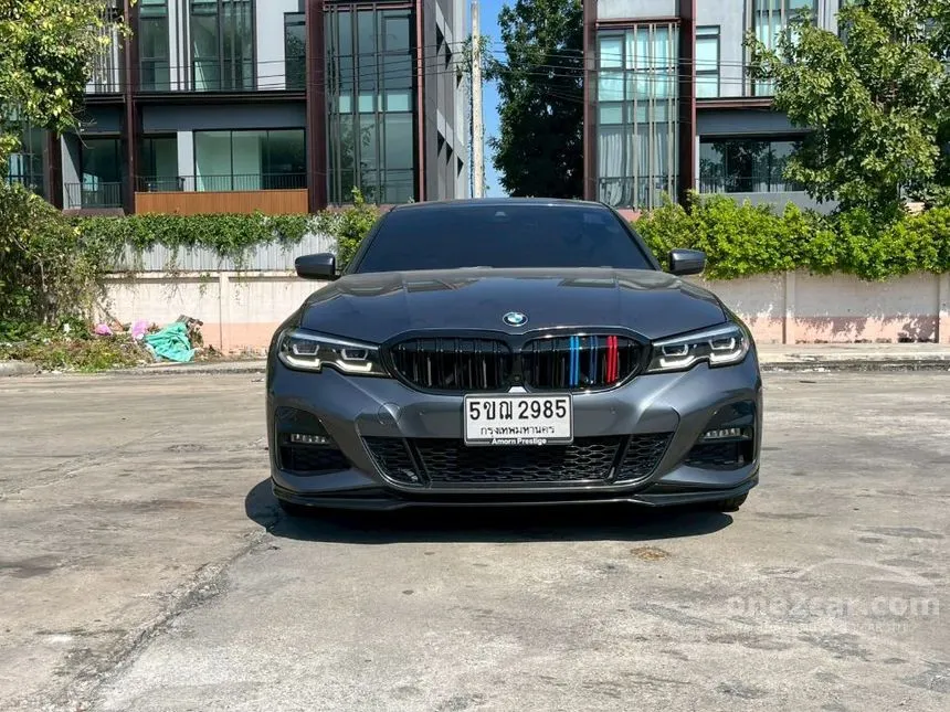2020 BMW 330e M Sport Sedan