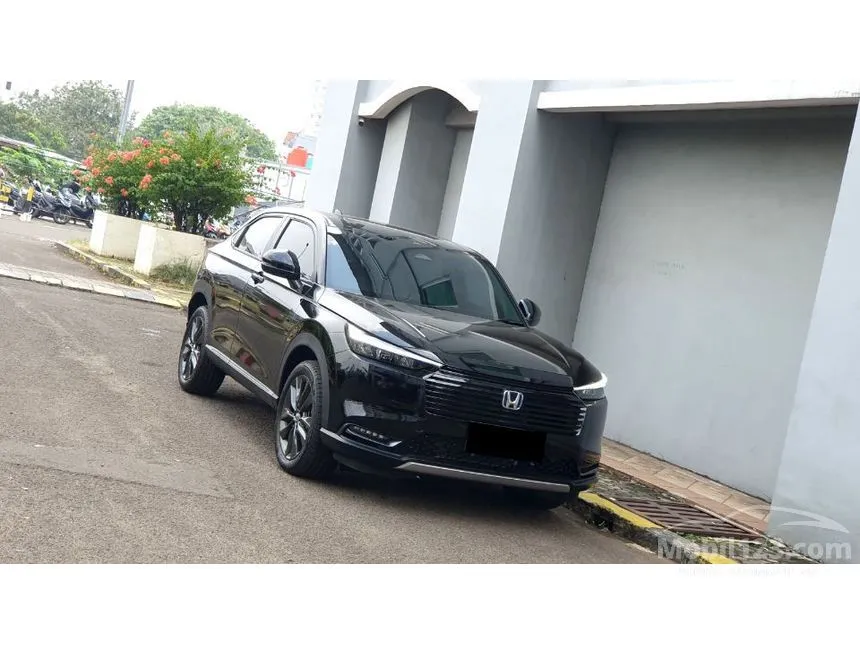 2025 Honda HR-V e:HEV SUV