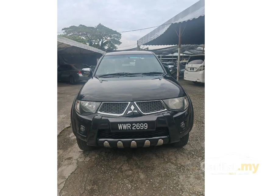 2012 Mitsubishi Triton VGT Dual Cab 4X4 Pickup