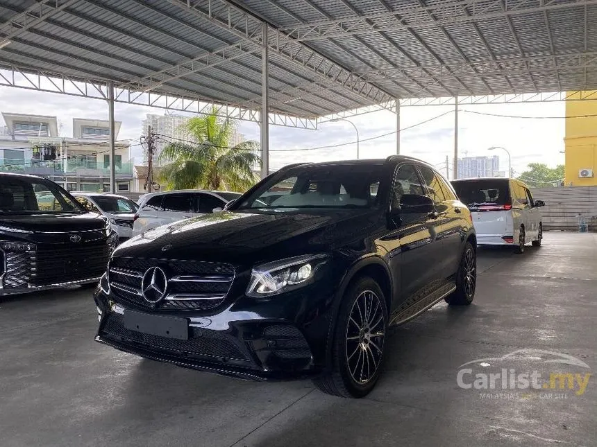 2019 Mercedes-Benz GLC250 4MATIC AMG Line SUV