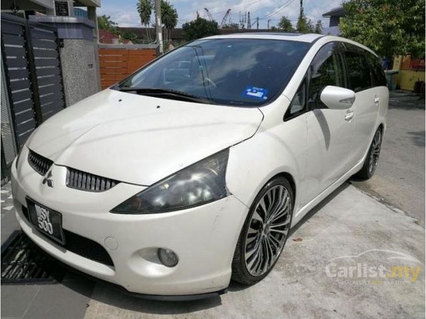 Mitsubishi grandis 2004