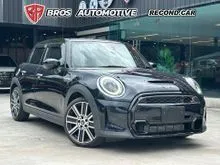 2021 MINI Cooper 2.0 S 5 Door Super low mileage 13k km