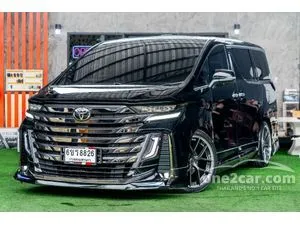 2015 Toyota VELLFIRE 2.5 Hybrid E-Four V Van