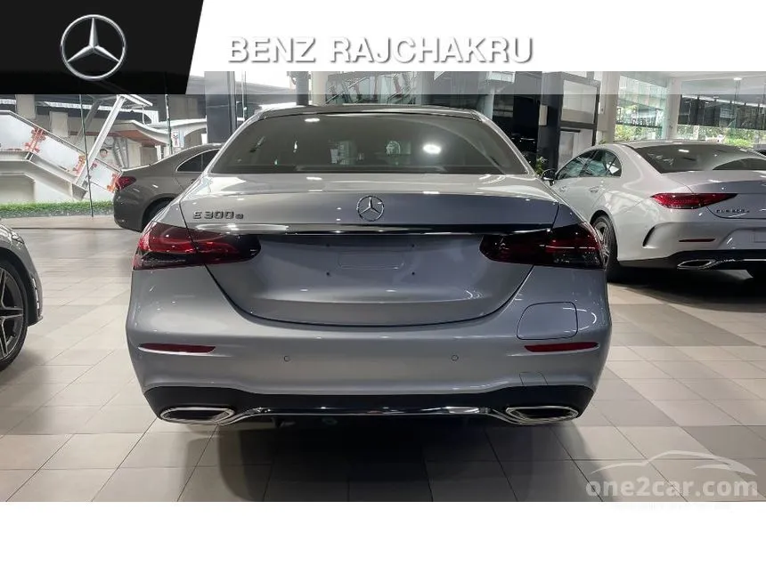 2022 Mercedes-Benz E300 e AMG Dynamic Sedan