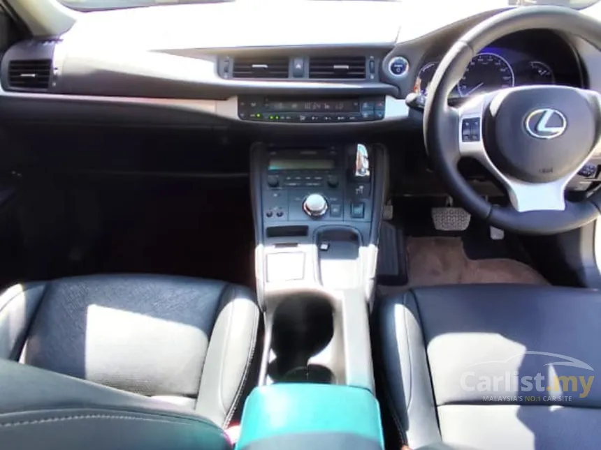 2013 Lexus CT 200h Hatchback
