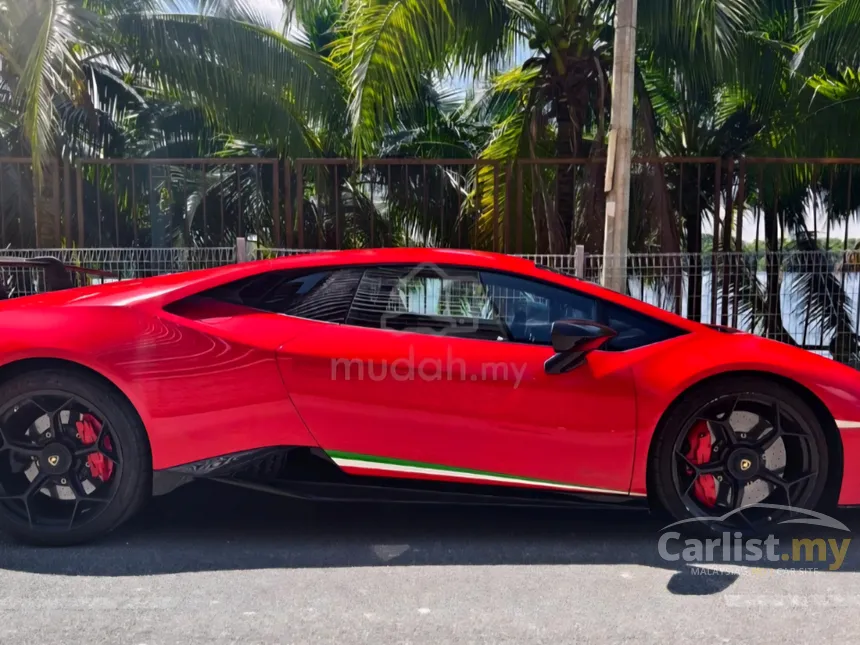 2019 Lamborghini Huracan Performante Coupe