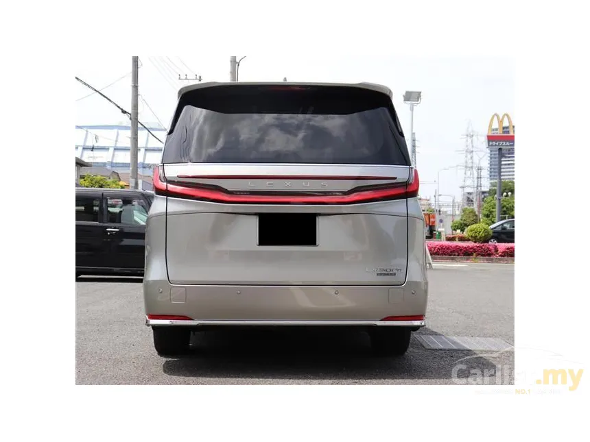 2025 Lexus LM 500h Version L 6 Seater MPV