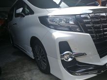 2017 Toyota Alphard 2.5 SC Sunroof Alpine Monitor
