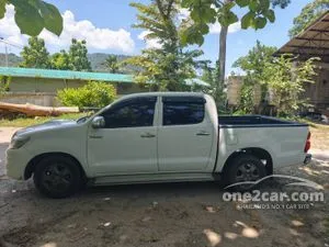 2015 Toyota HILUX VIGO 2.5 Champ E Double Cab Pickup