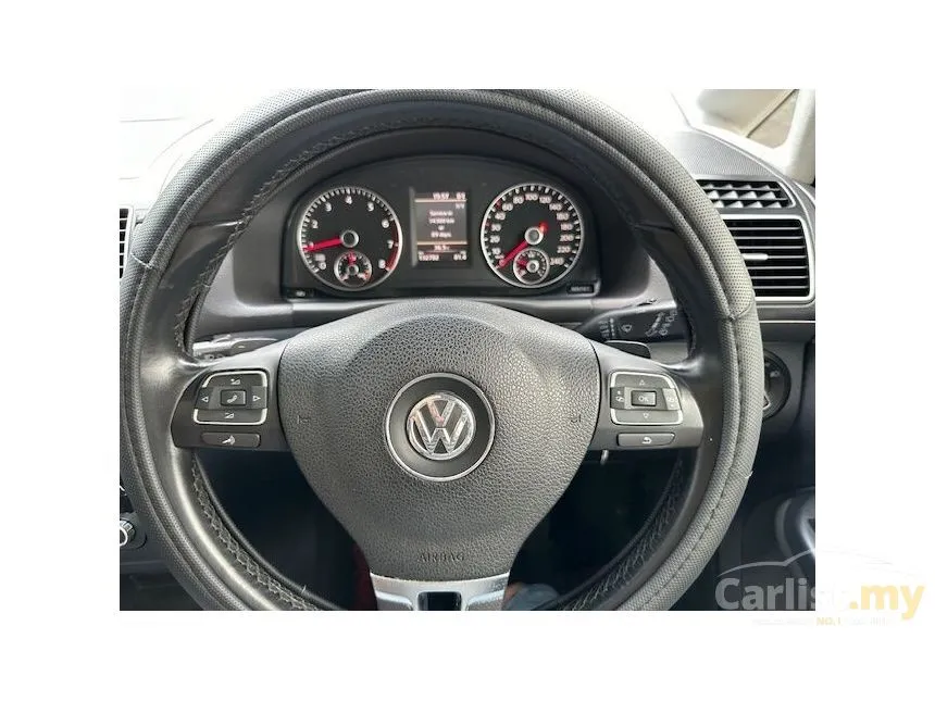 2013 Volkswagen Cross Touran MPV