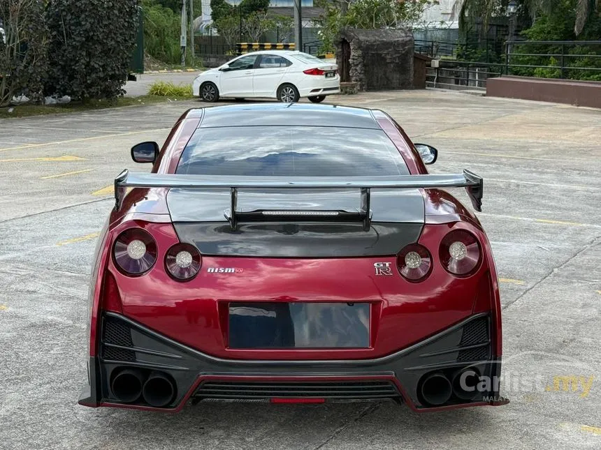 2013 Nissan GT-R Premium Edition Coupe