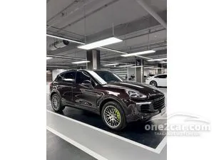 2016 Porsche CAYENNE 3.0 S E-Hybrid Platinum Edition SUV