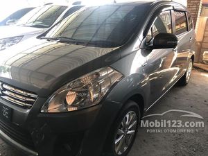 Mobil Bekas Baru dijual di Bali Indonesia - Dari 2.512 