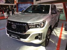 2019 Toyota Hilux 2.8 L-Edition Pickup Truck