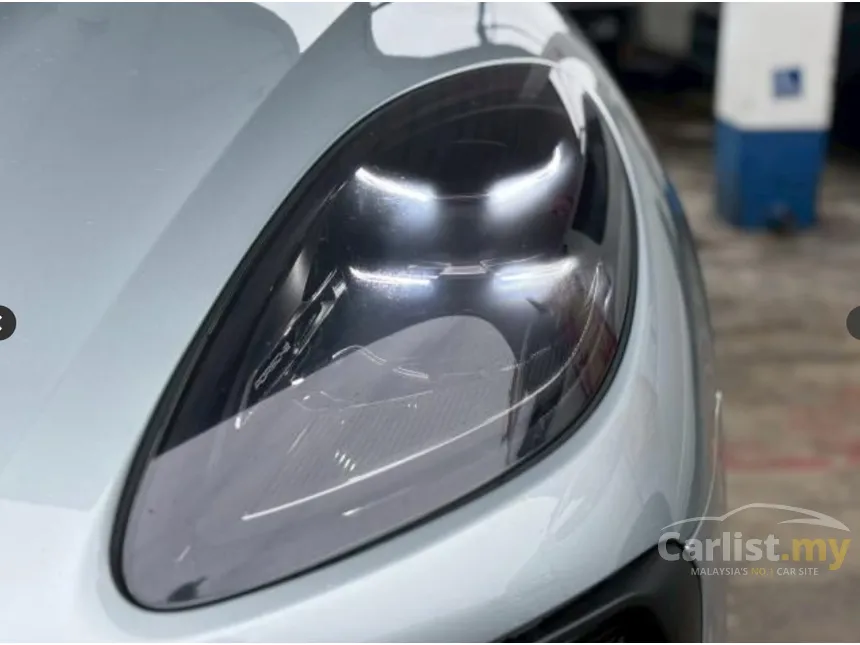 2022 Porsche Macan SUV