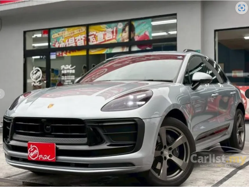 2022 Porsche Macan SUV