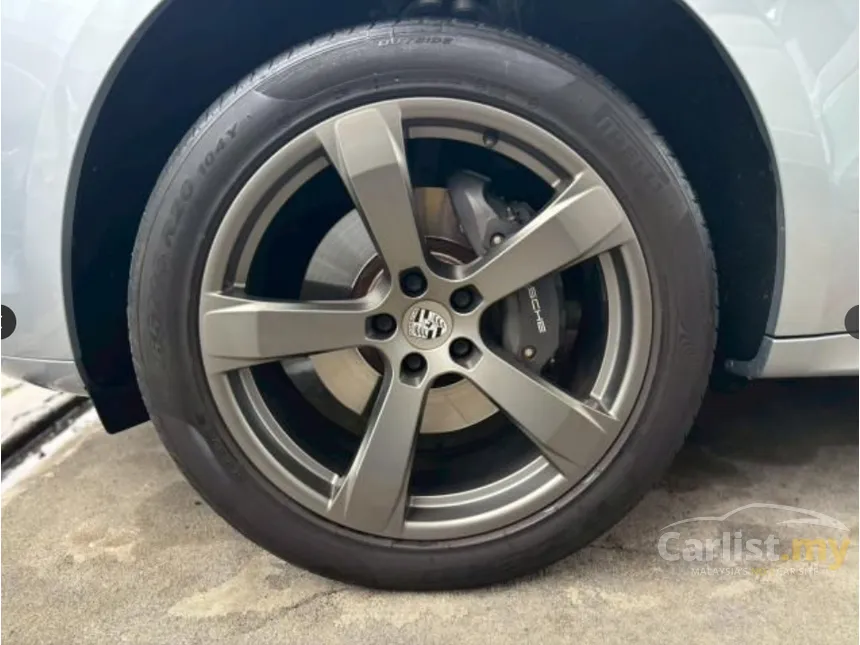 2022 Porsche Macan SUV