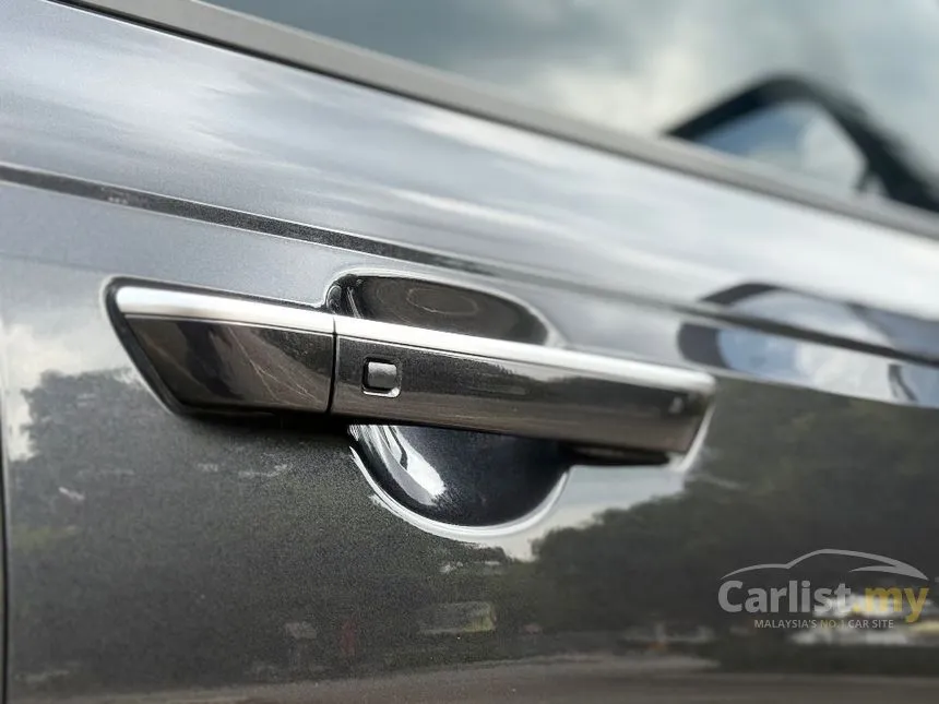 2022 Kia Carnival 11 Seater MPV