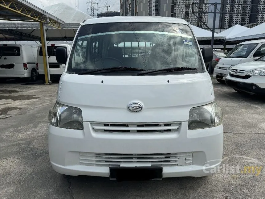 2011 Daihatsu Gran Max Semi panel Van