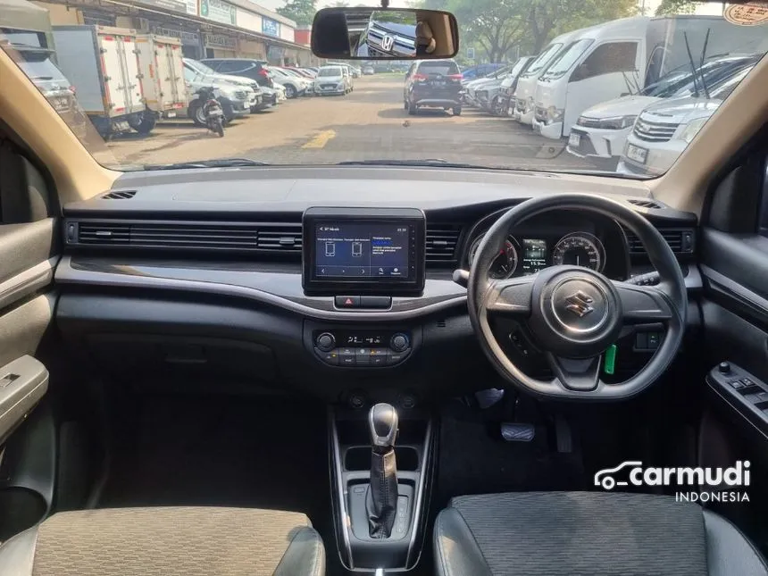 2022 Suzuki XL7 Zeta SUV