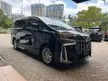 Recon 2019 Toyota Alphard 2.5 S WELCAB SIDE LIFT UP