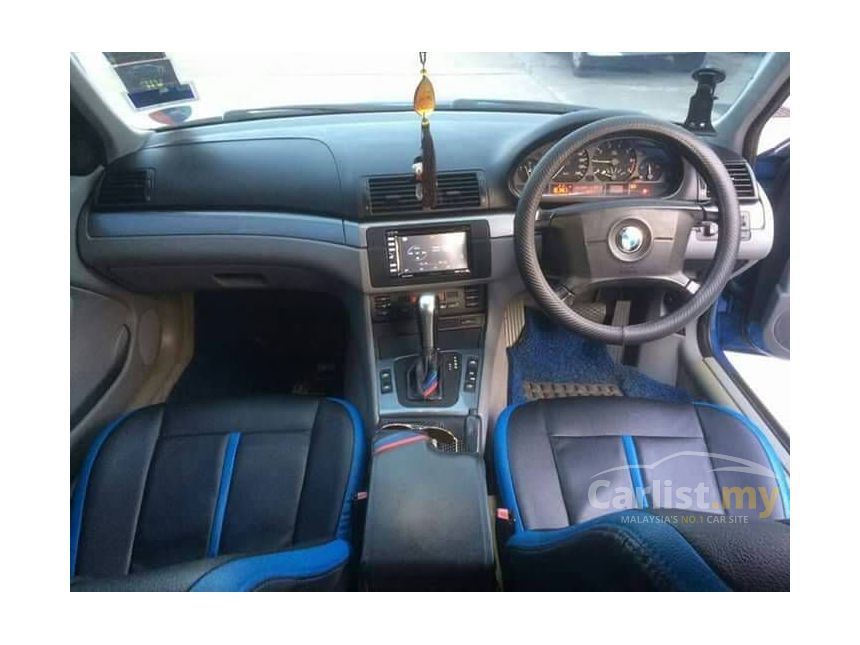 1999 BMW 320i Sedan