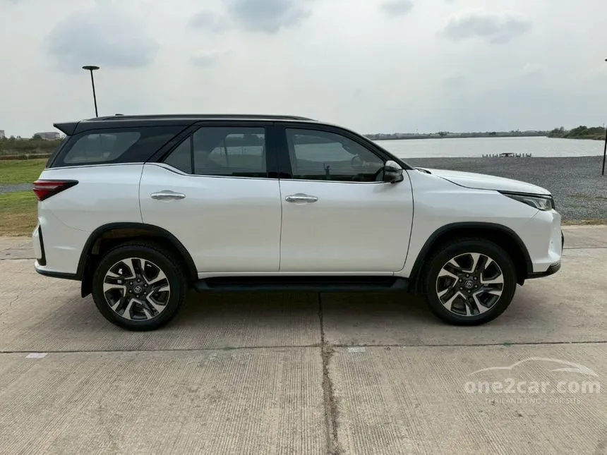 2020 Toyota FORTUNER Legender SUV