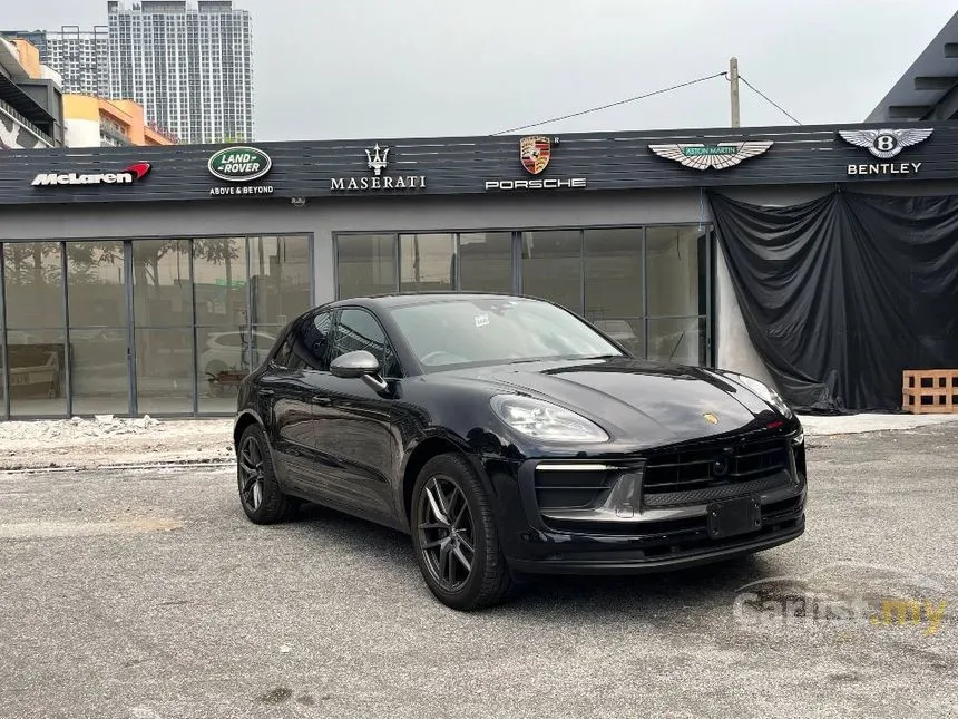 2023 Porsche Macan SUV