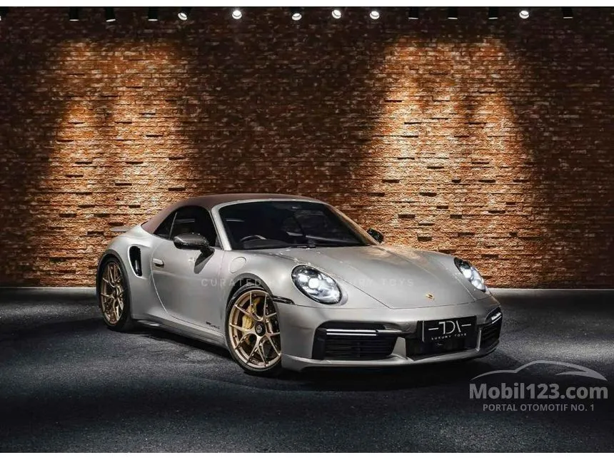 2022 Porsche 911 Turbo S Convertible