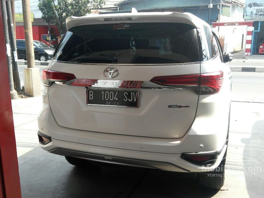 Jual Mobil Toyota Fortuner 2018 VRZ 2.4 di DKI Jakarta Jual Mobil Toyota Fortuner 2018 VRZ 2.4 di DKI Jakarta