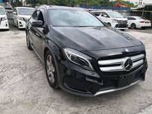 22014 MERCEDES BENZ GLA250 2.0 4MATIC AMG / POWER BOOT/ HARMAN KARDON SOUND