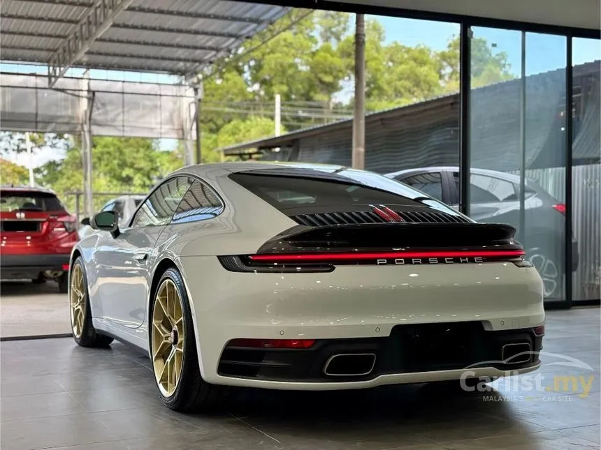 2021 Porsche 911 Carrera 4 GTS Coupe