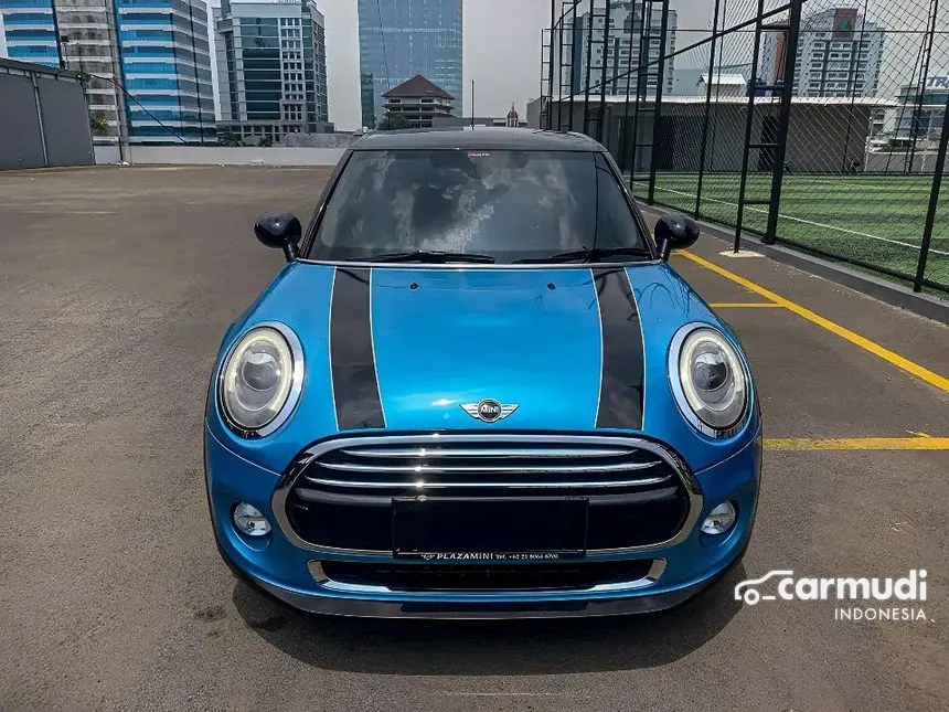 2017 MINI Cooper 5 Door Hatchback