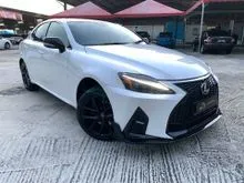 LEXUS IS250 2.5 AUTO 2011 GOOD CONDITION CARKING 1 OWNER GENUINE YEAR MADE