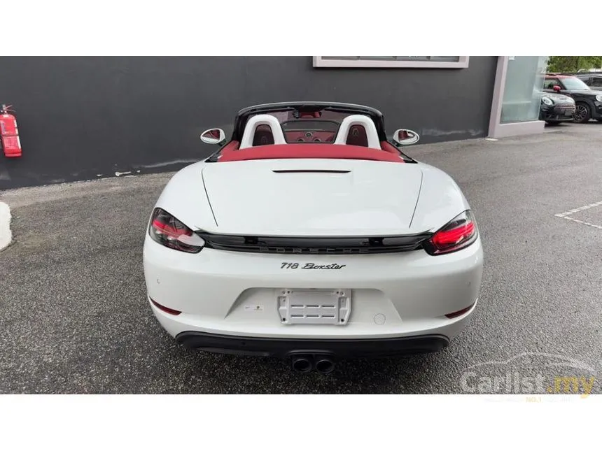 2023 Porsche 718 Boxster Convertible