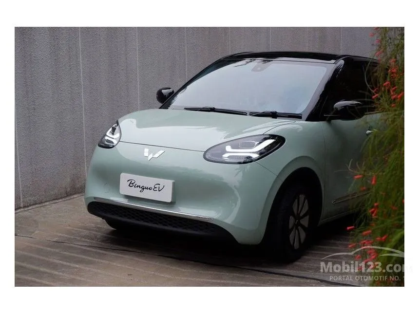 Jual Mobil Wuling Binguo EV 2024 410 Premium Range AC/DC di Jawa Barat Automatic Hatchback Lainnya Rp 310.000.000