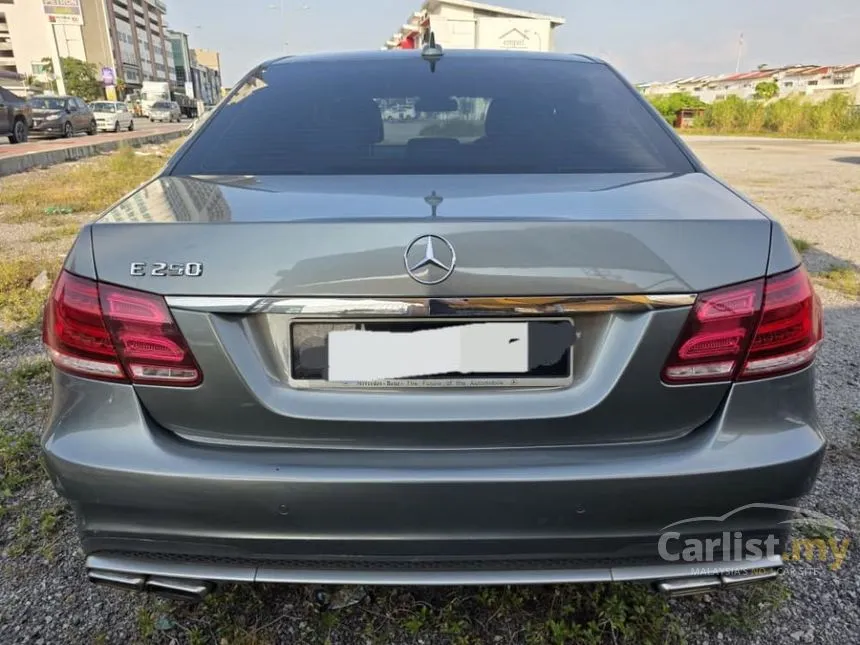 2012 Mercedes-Benz E200 Elegance CGI Sedan