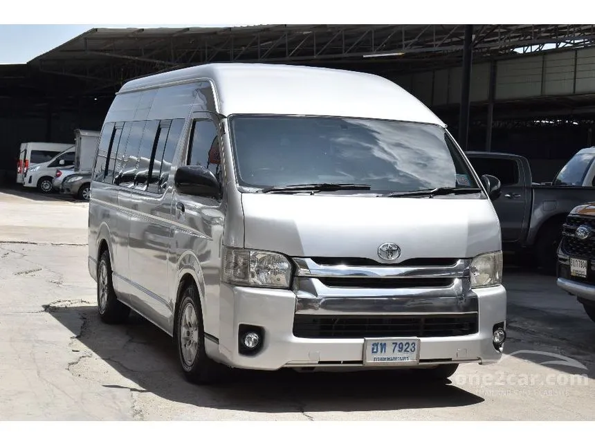 2010 Toyota HIACE D4D Van