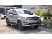 2015 Toyota Fortuner 2.5 (ปี 12-15) V SUV