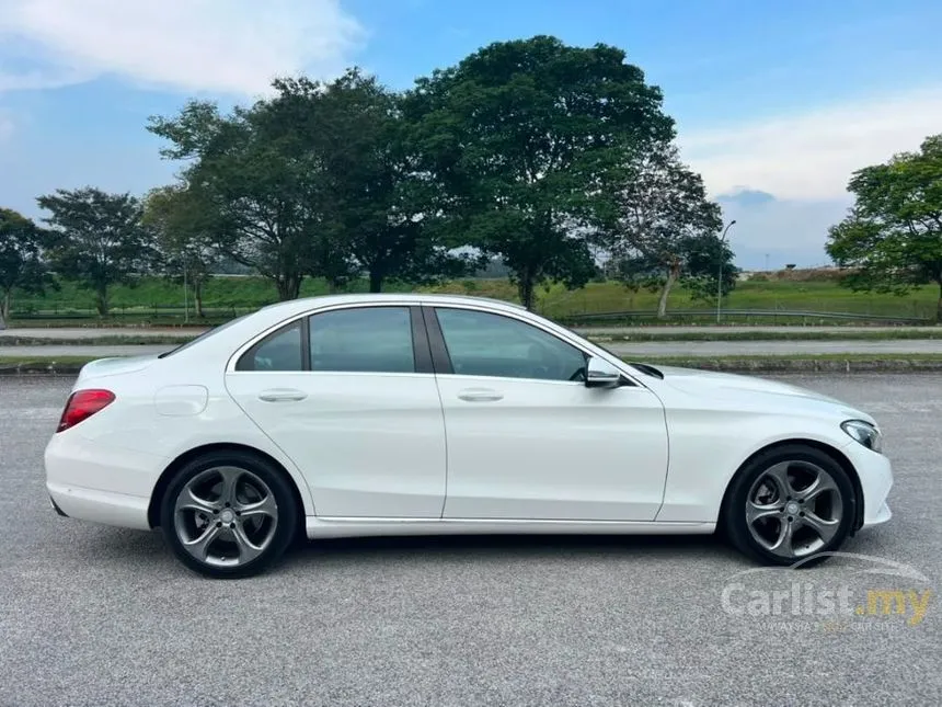2016 Mercedes-Benz C200 Avantgarde Sedan