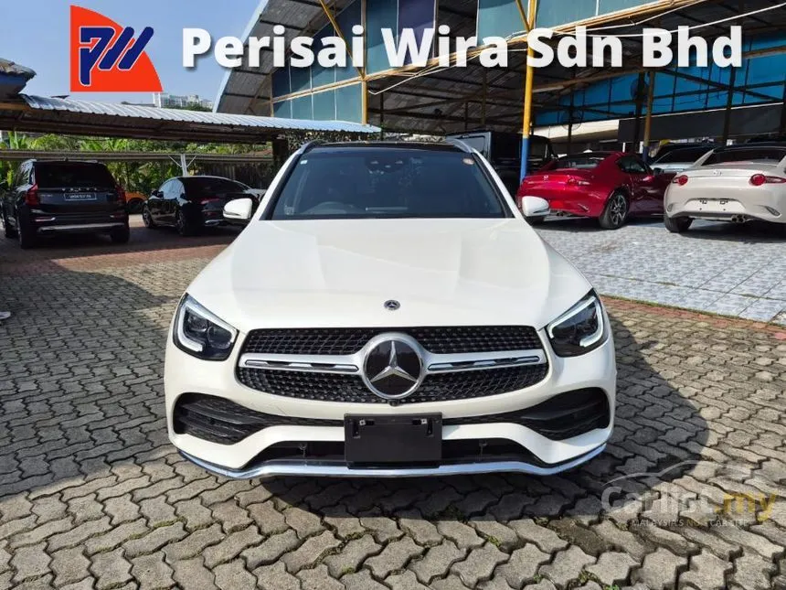 2021 Mercedes-Benz GLC300 4MATIC AMG Line SUV