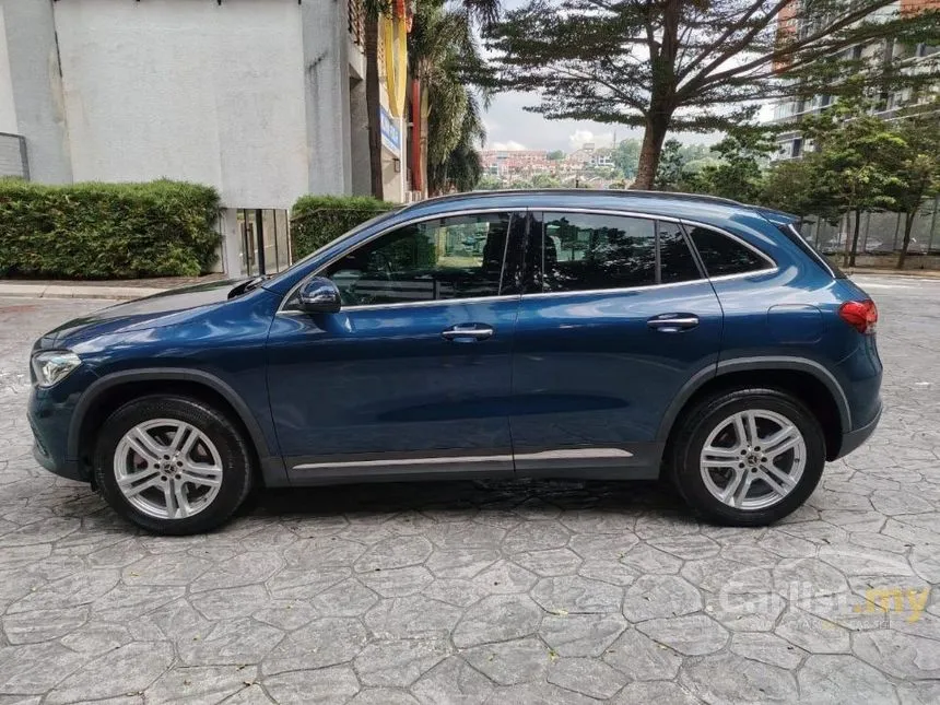 2023 Mercedes-Benz GLA200 Progressive Line SUV